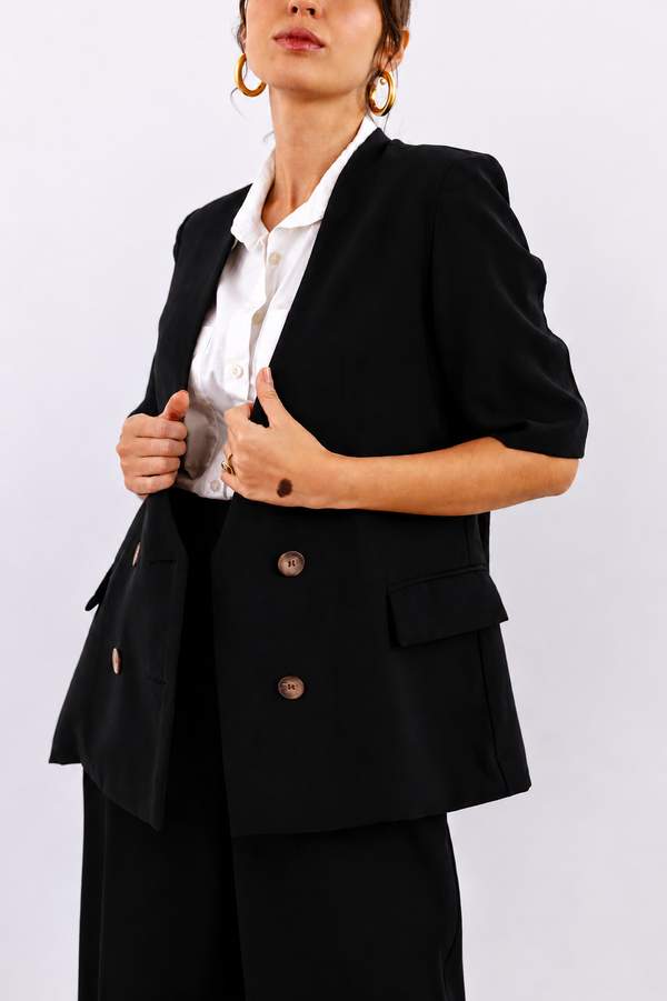 BLAZER MANGA CURTA LEVE PRETO - LINA BE
