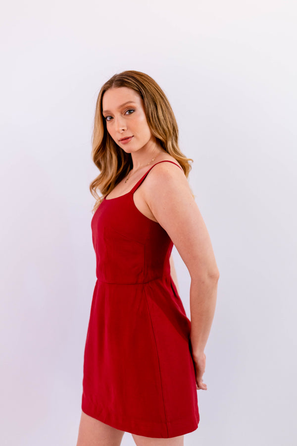 VESTIDO CURTO LEVE VERMELHO - LINA BE