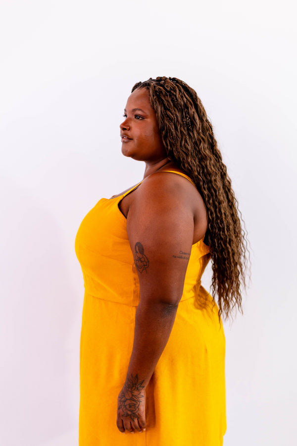 VESTIDO CURTO LEVE AMARELO - LINA BE